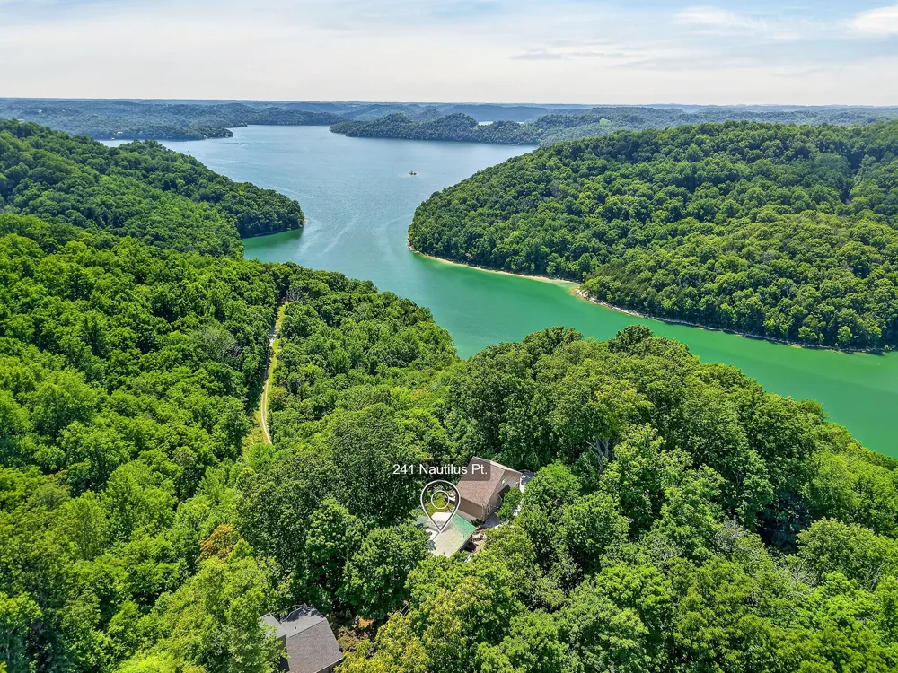 241 Nautilus Pt Silver Point, TN 38582