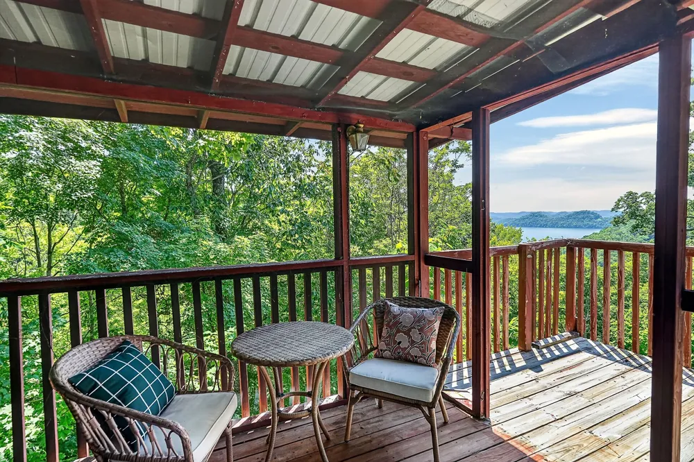 241 Nautilus Pt Silver Point, TN 38582