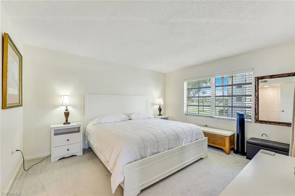 5 High Point Circle W #204 Naples, FL 34103
