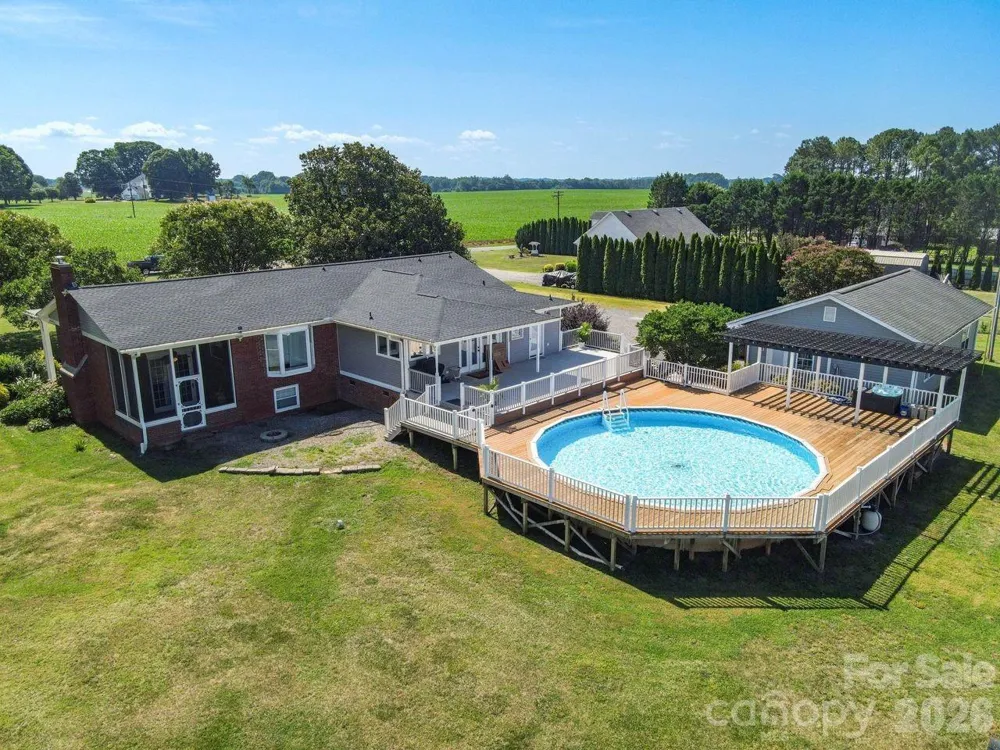 809 New Sterling Road Stony Point, NC 28678