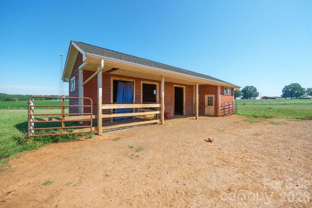 809 New Sterling Road Stony Point, NC 28678