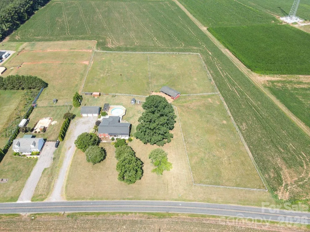 809 New Sterling Road Stony Point, NC 28678