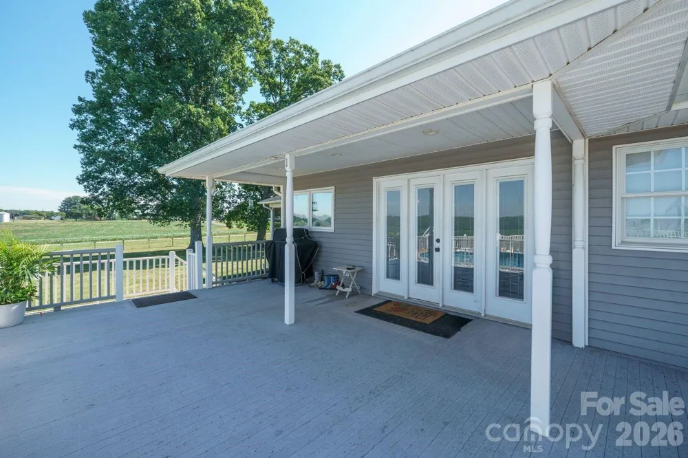 809 New Sterling Road Stony Point, NC 28678
