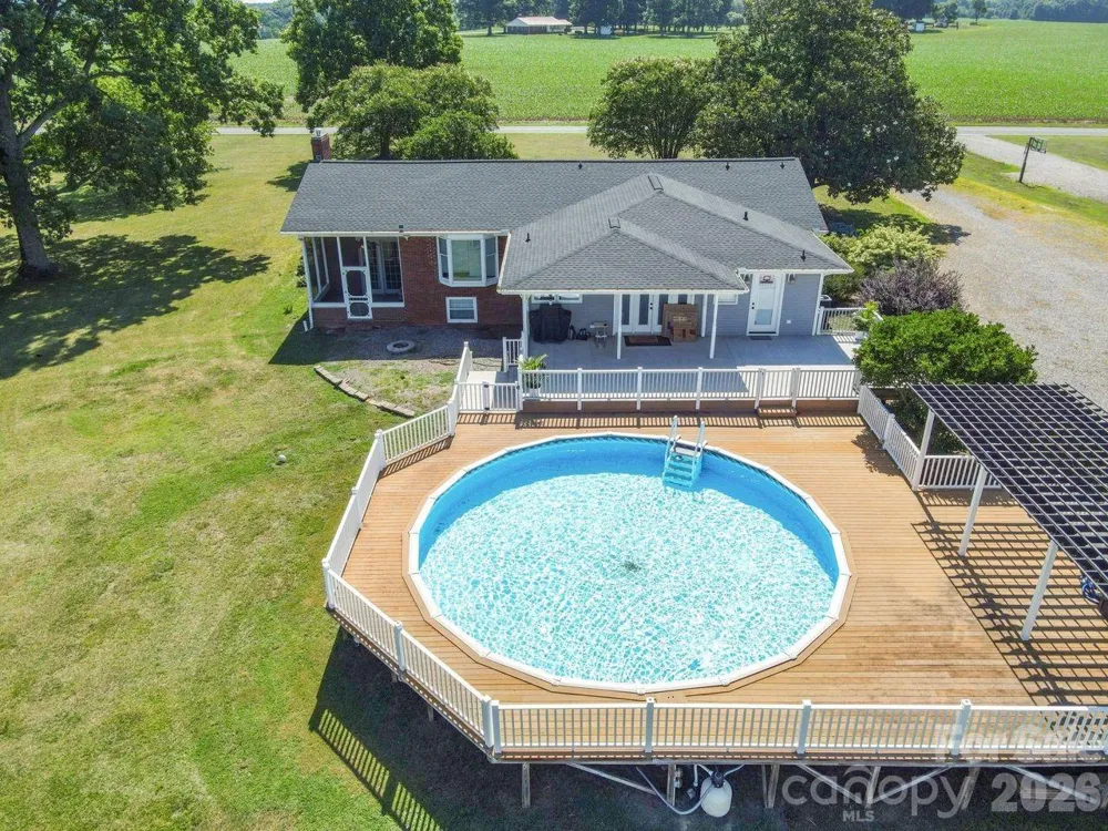 809 New Sterling Road Stony Point, NC 28678