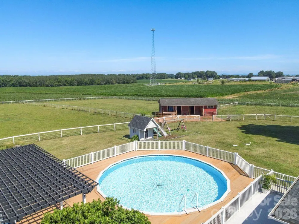 809 New Sterling Road Stony Point, NC 28678