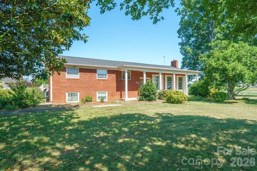 809 New Sterling Road Stony Point, NC 28678