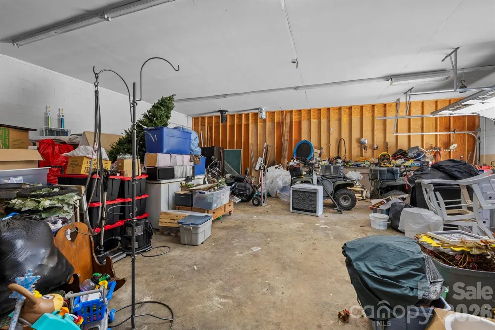 2269 Lee Roy Lane Lenoir, NC 28645