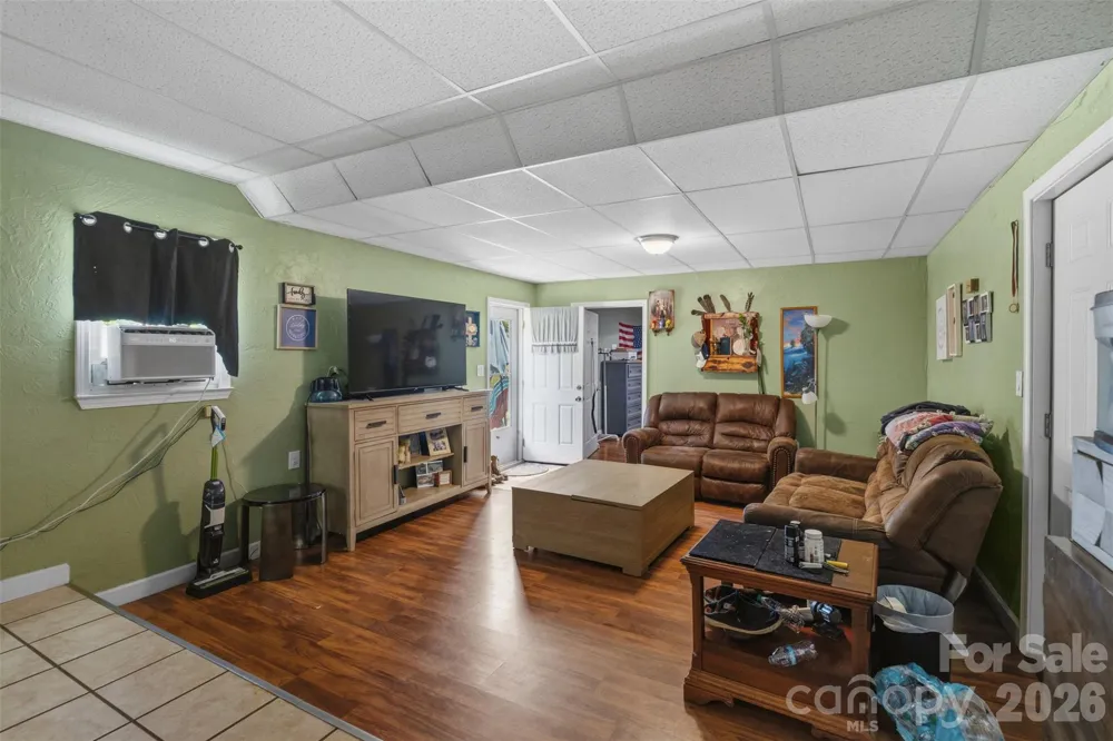 2269 Lee Roy Lane Lenoir, NC 28645