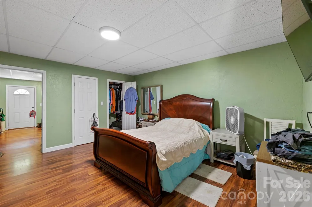 2269 Lee Roy Lane Lenoir, NC 28645