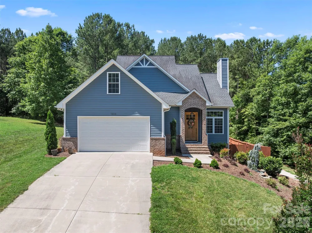 7015 Waterfront Place Granite Falls, NC 28630