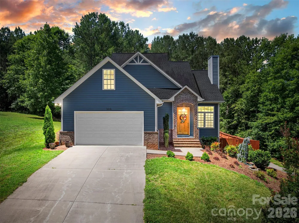 7015 Waterfront Place Granite Falls, NC 28630