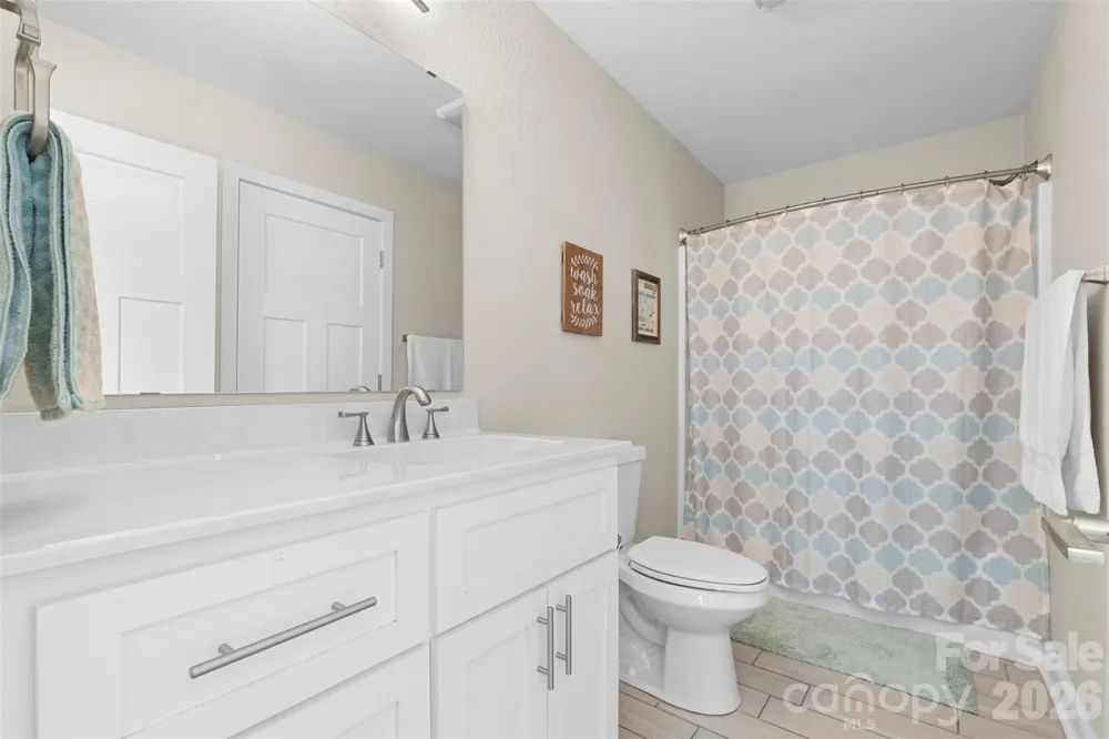 7015 Waterfront Place Granite Falls, NC 28630