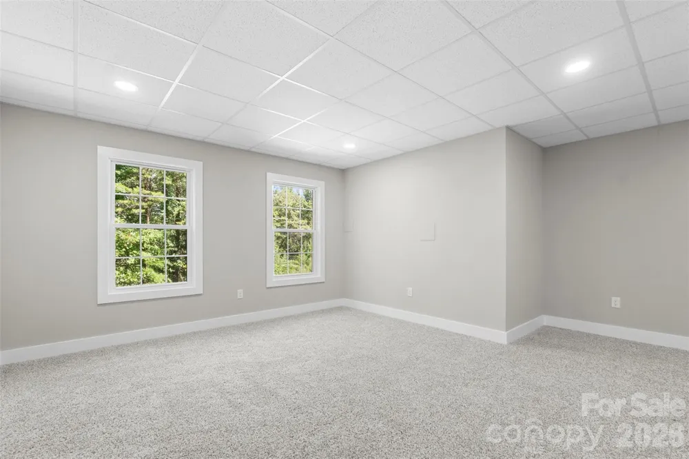 7015 Waterfront Place Granite Falls, NC 28630