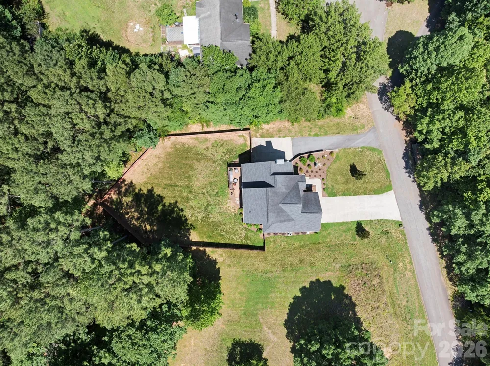7015 Waterfront Place Granite Falls, NC 28630