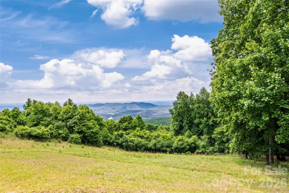 576 Lake Vista Drive Glade Valley, NC 28627