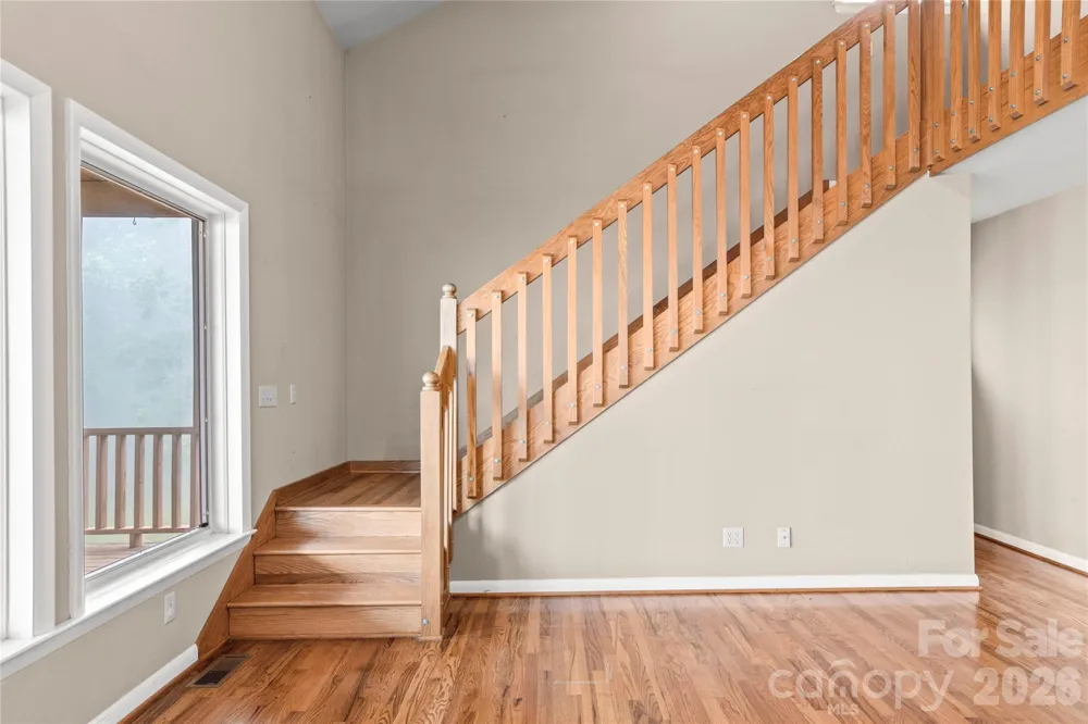 576 Lake Vista Drive Glade Valley, NC 28627