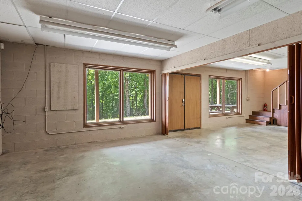 576 Lake Vista Drive Glade Valley, NC 28627