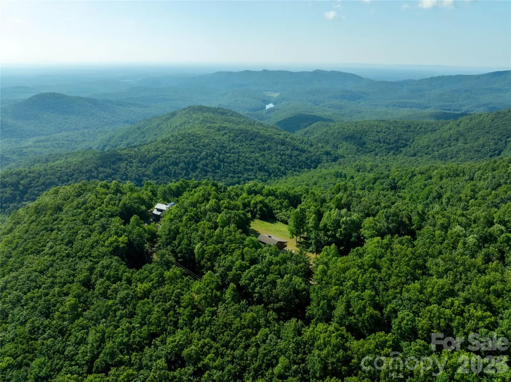 576 Lake Vista Drive Glade Valley, NC 28627
