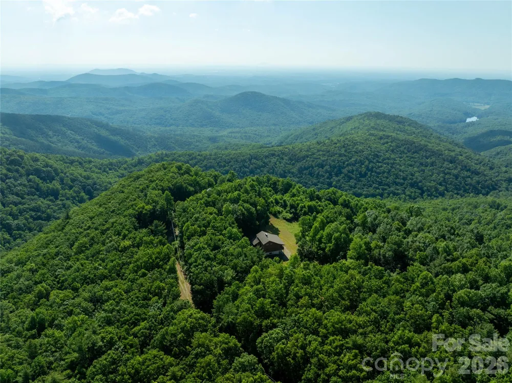 576 Lake Vista Drive Glade Valley, NC 28627