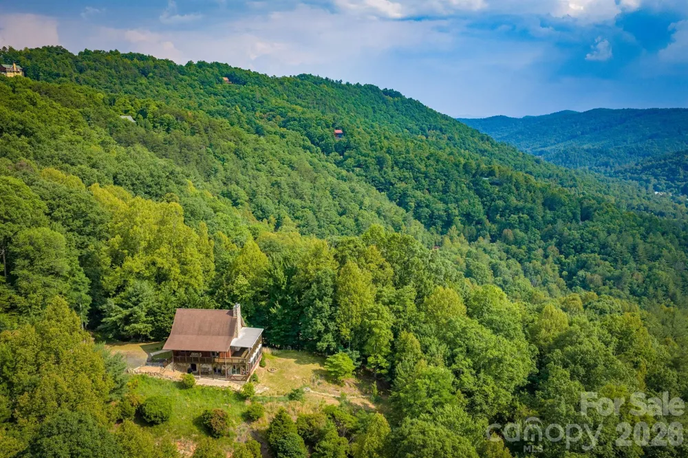 605 Valley View Drive Purlear, NC 28665