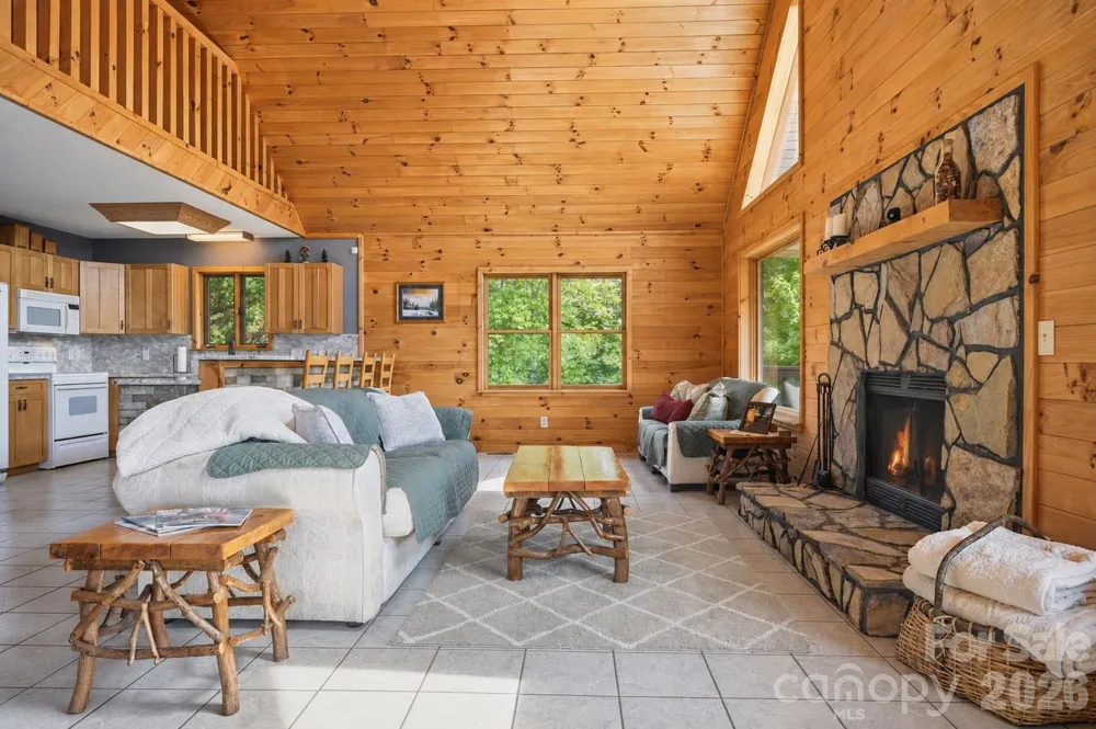 605 Valley View Drive Purlear, NC 28665