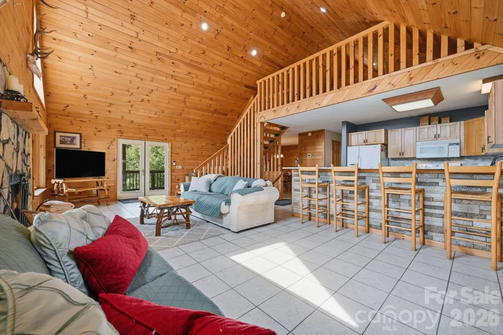 605 Valley View Drive Purlear, NC 28665