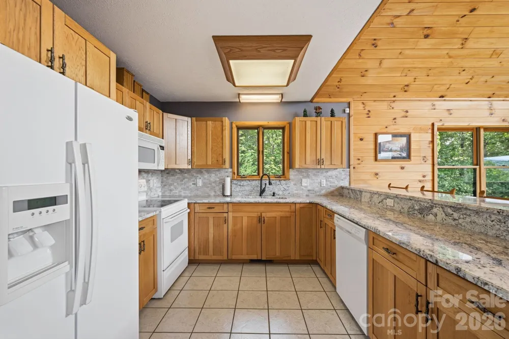 605 Valley View Drive Purlear, NC 28665