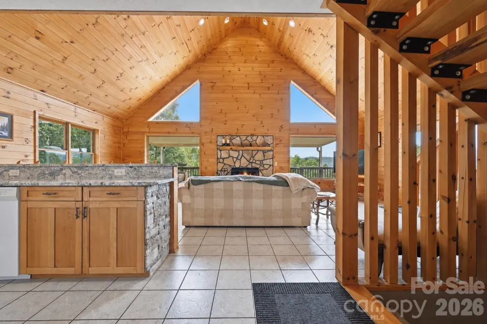605 Valley View Drive Purlear, NC 28665