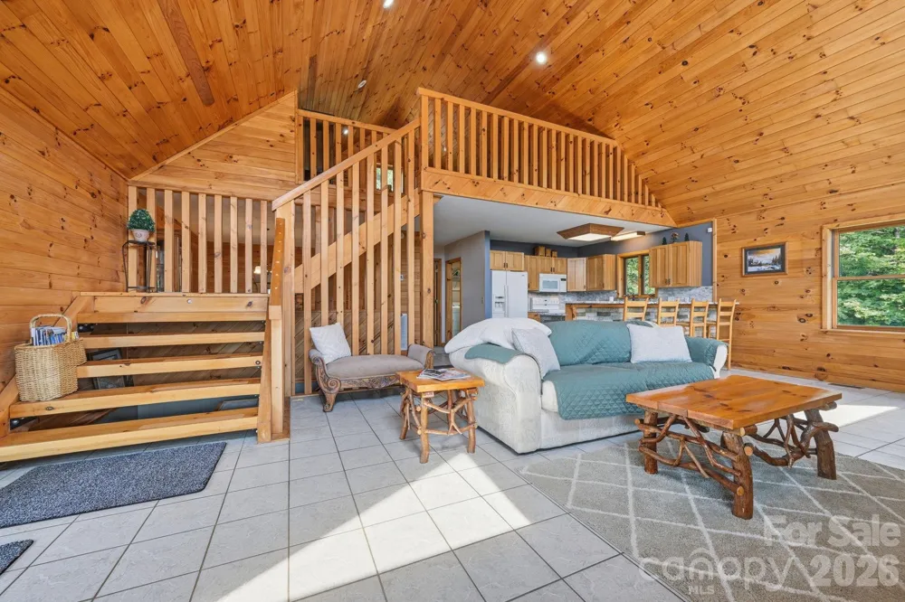 605 Valley View Drive Purlear, NC 28665