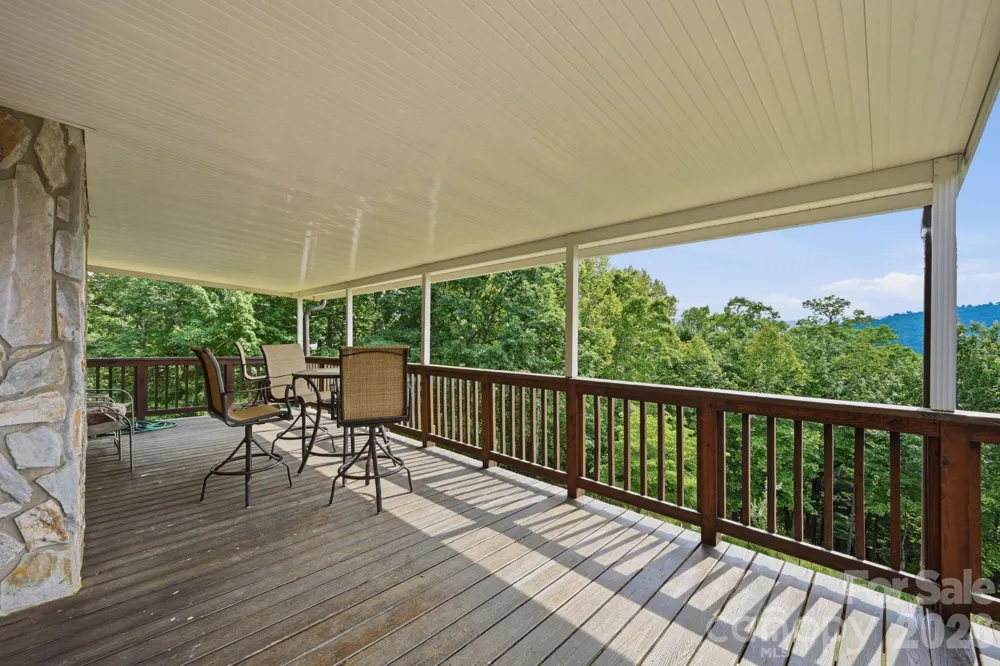 605 Valley View Drive Purlear, NC 28665