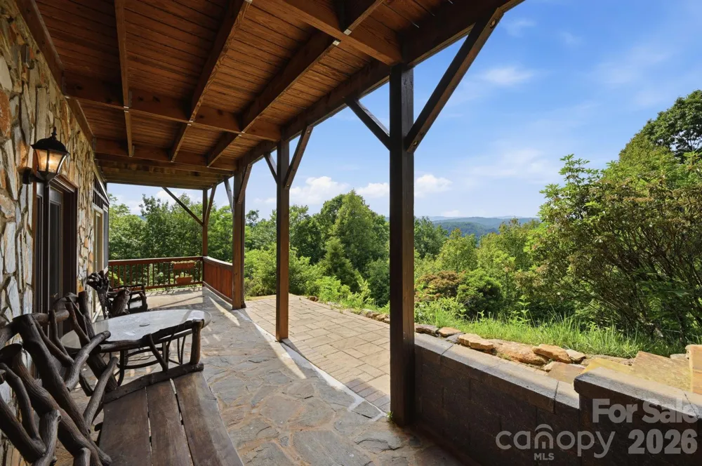 605 Valley View Drive Purlear, NC 28665