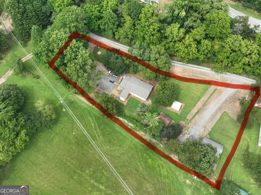 903 Village RD Hiawassee, GA 30546