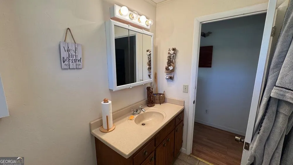 903 Village RD Hiawassee, GA 30546