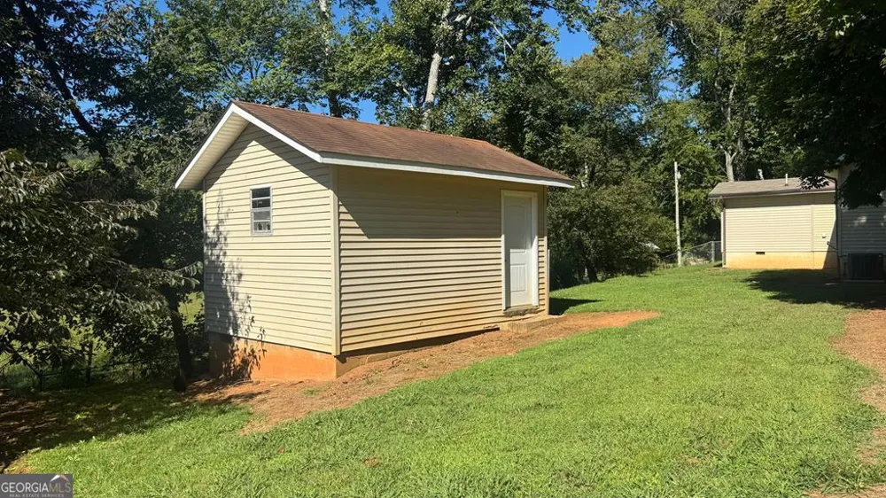 903 Village RD Hiawassee, GA 30546