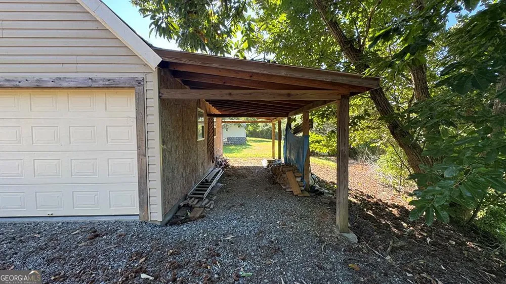 903 Village RD Hiawassee, GA 30546