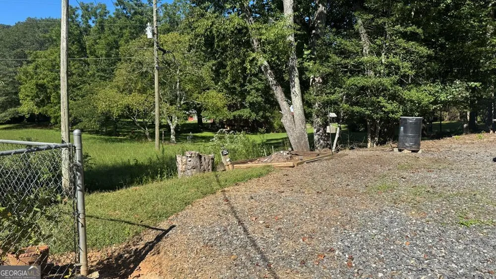 903 Village RD Hiawassee, GA 30546