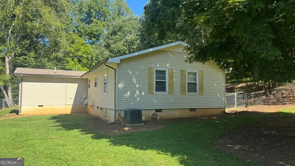 903 Village RD Hiawassee, GA 30546