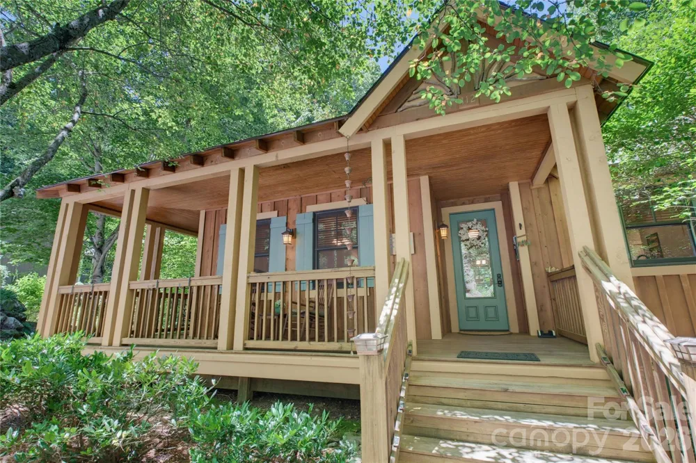 112 Boulder Creek Lane Tuckasegee, NC 28783