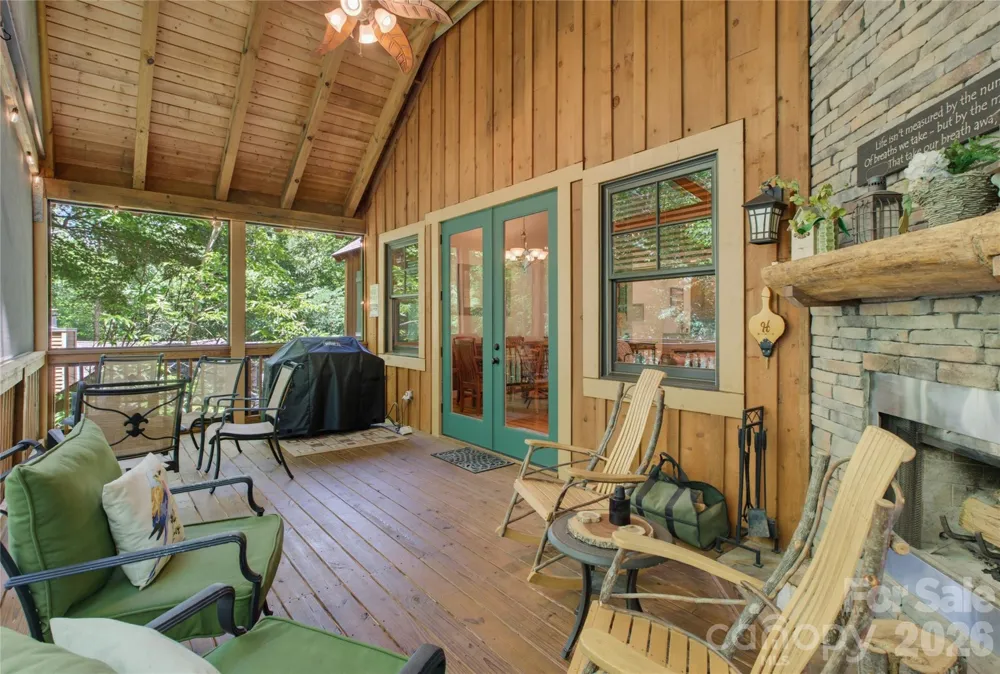 112 Boulder Creek Lane Tuckasegee, NC 28783