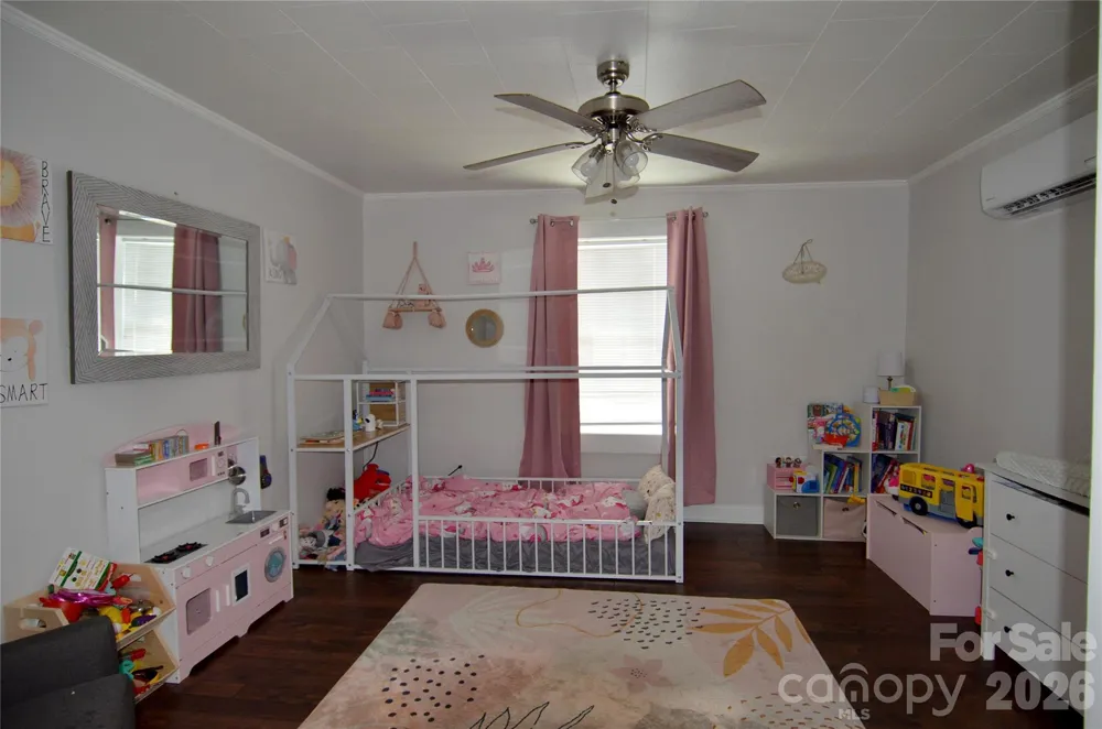 120 7th Street #20 Marion, NC 28752