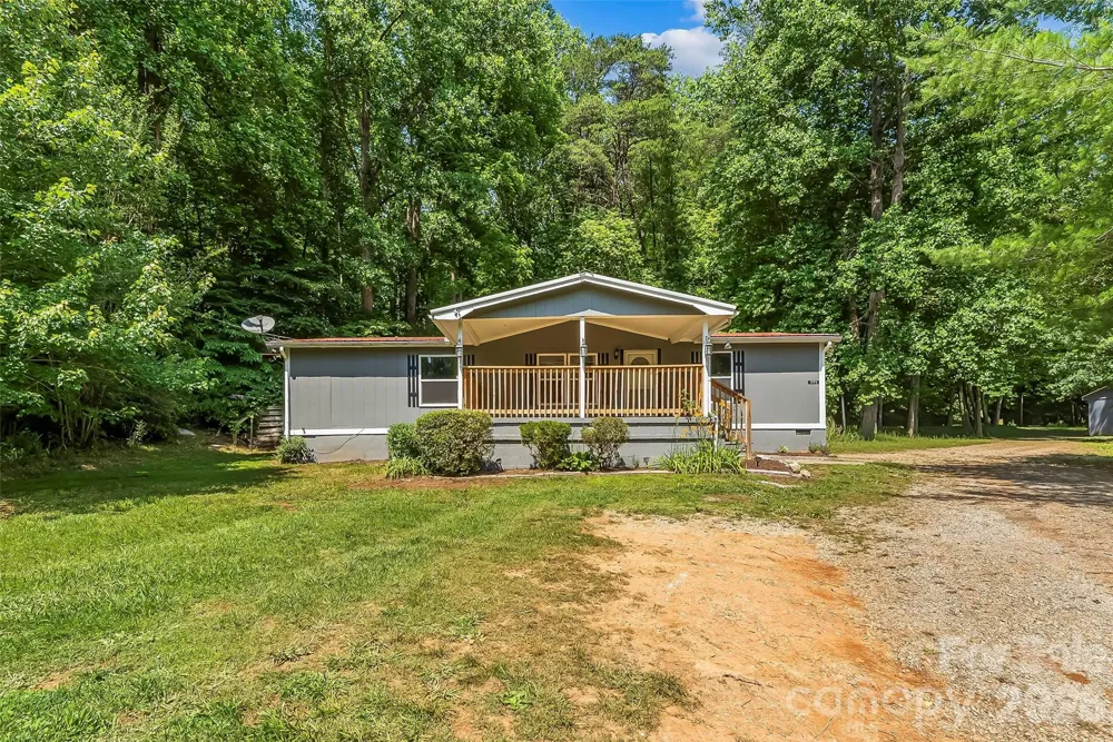 771 Hoppy Tom Hollow Road Marion, NC 28752