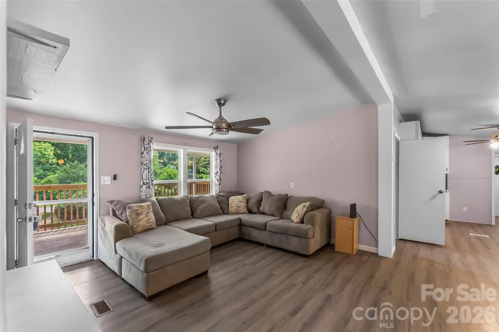 771 Hoppy Tom Hollow Road Marion, NC 28752