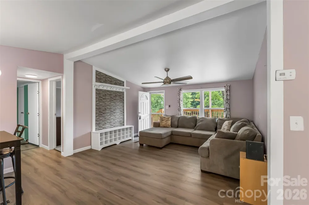 771 Hoppy Tom Hollow Road Marion, NC 28752