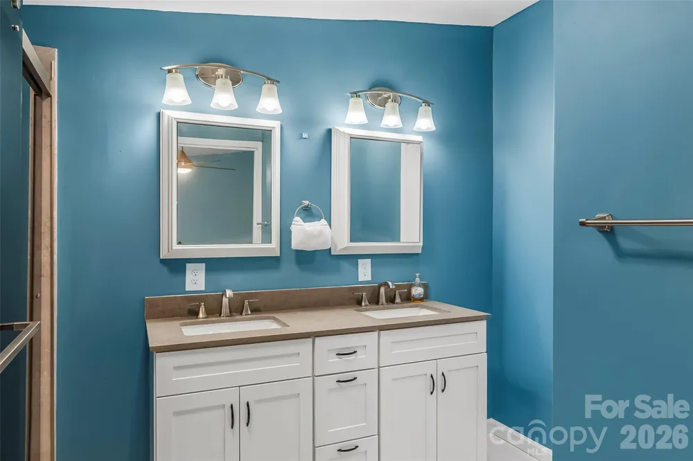771 Hoppy Tom Hollow Road Marion, NC 28752
