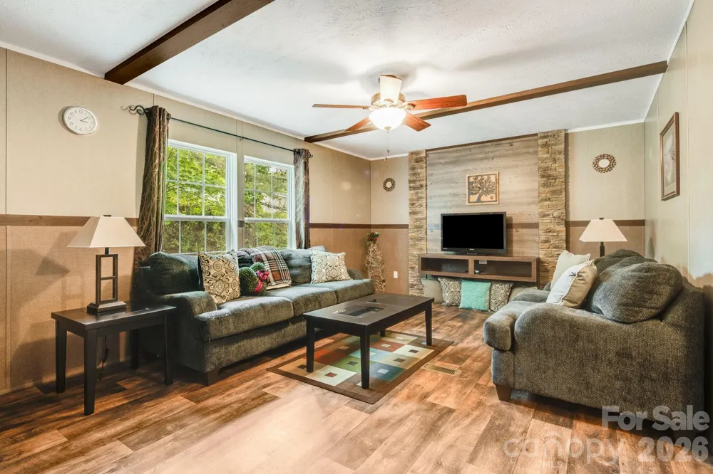77 Star Flower Road Alexander, NC 28701