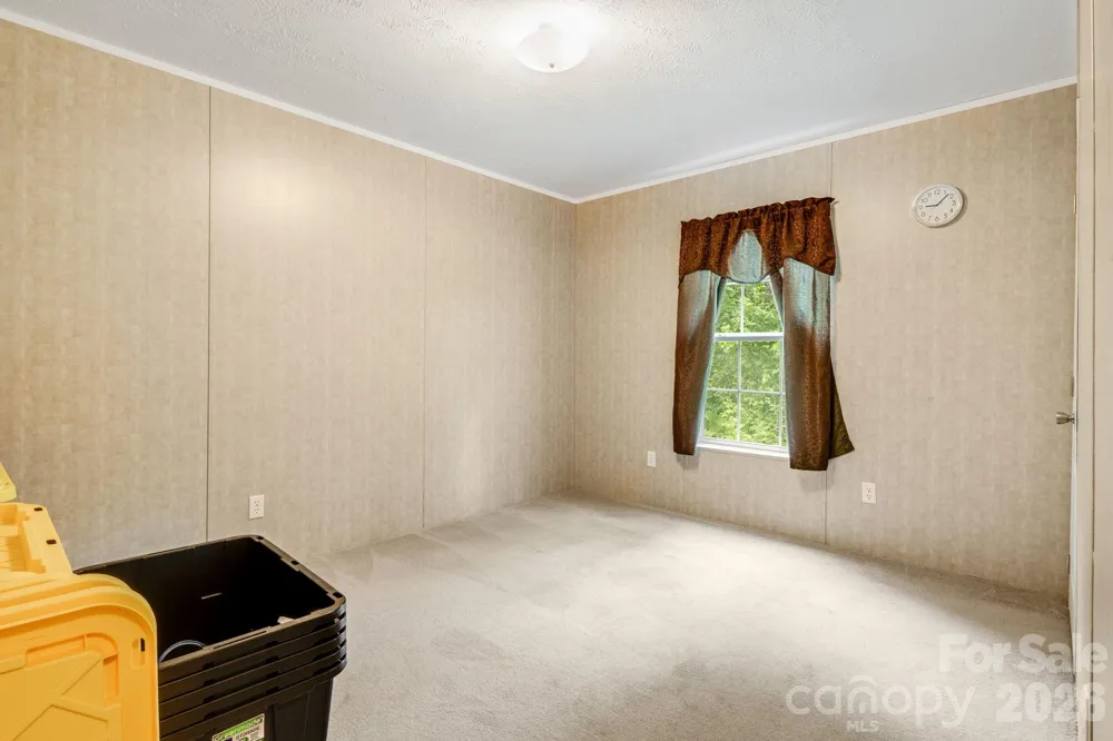 77 Star Flower Road Alexander, NC 28701