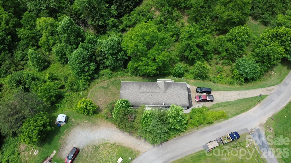 77 Star Flower Road Alexander, NC 28701