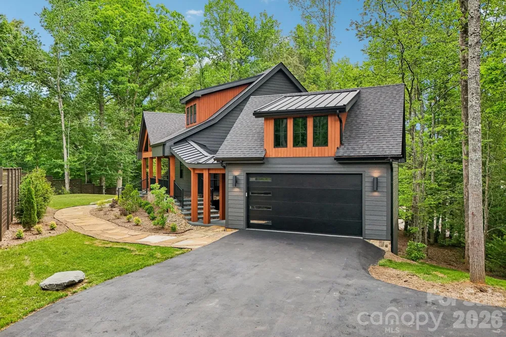 236 Glazener Road Brevard, NC 28712