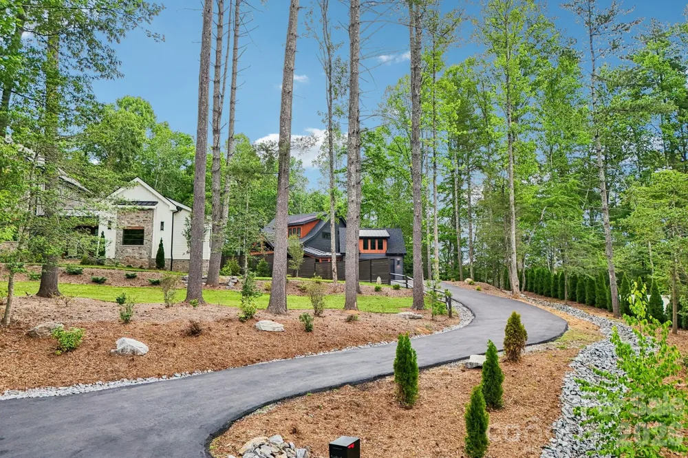 236 Glazener Road Brevard, NC 28712