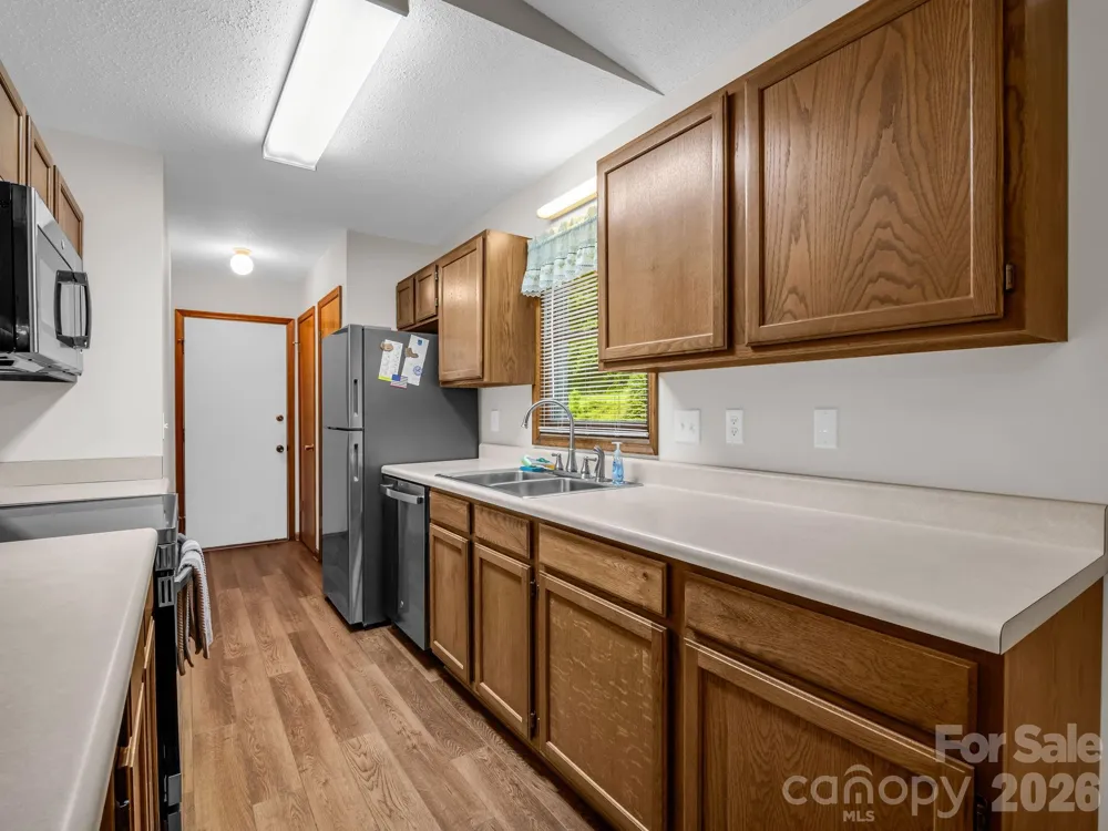 182 Resada Drive Brevard, NC 28712